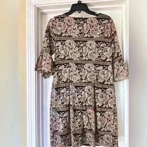 NWT Jessica Howard Floral Lace Bell Sleeve Dress Size 8P - Picture 4 of 5